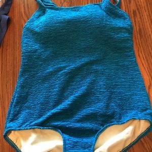 Krinkle chlorine resistant swimsuit, never worn.